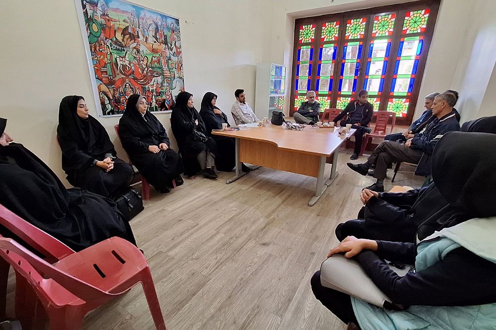  فرهنگیان در اشاعه 
 آرمان‌های نهاد بسیج در نسل‌های آینده نظام نقش کلیدی دارند