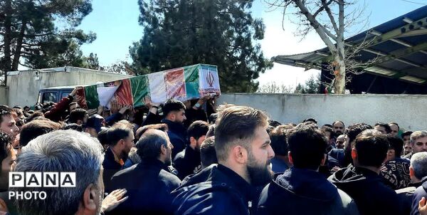 وداع مردم نظرآباد با شهید مهدی عبدالله‌نژاد