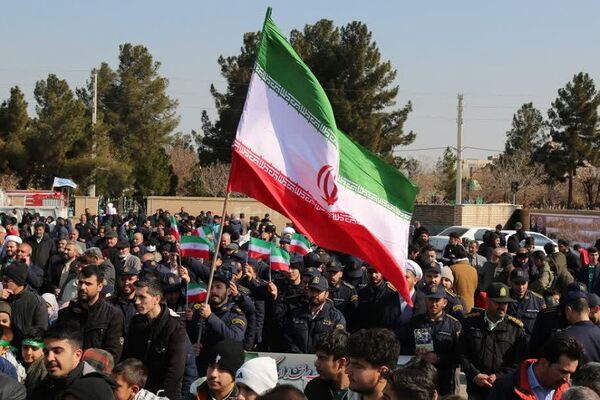 شکوه همبستگی مردم شهید پرور فشافویه در راهپیمایی ۲۲ بهمن