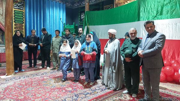 راهپیمایی یوم الله ۱۳ آبان در بلده مازندران