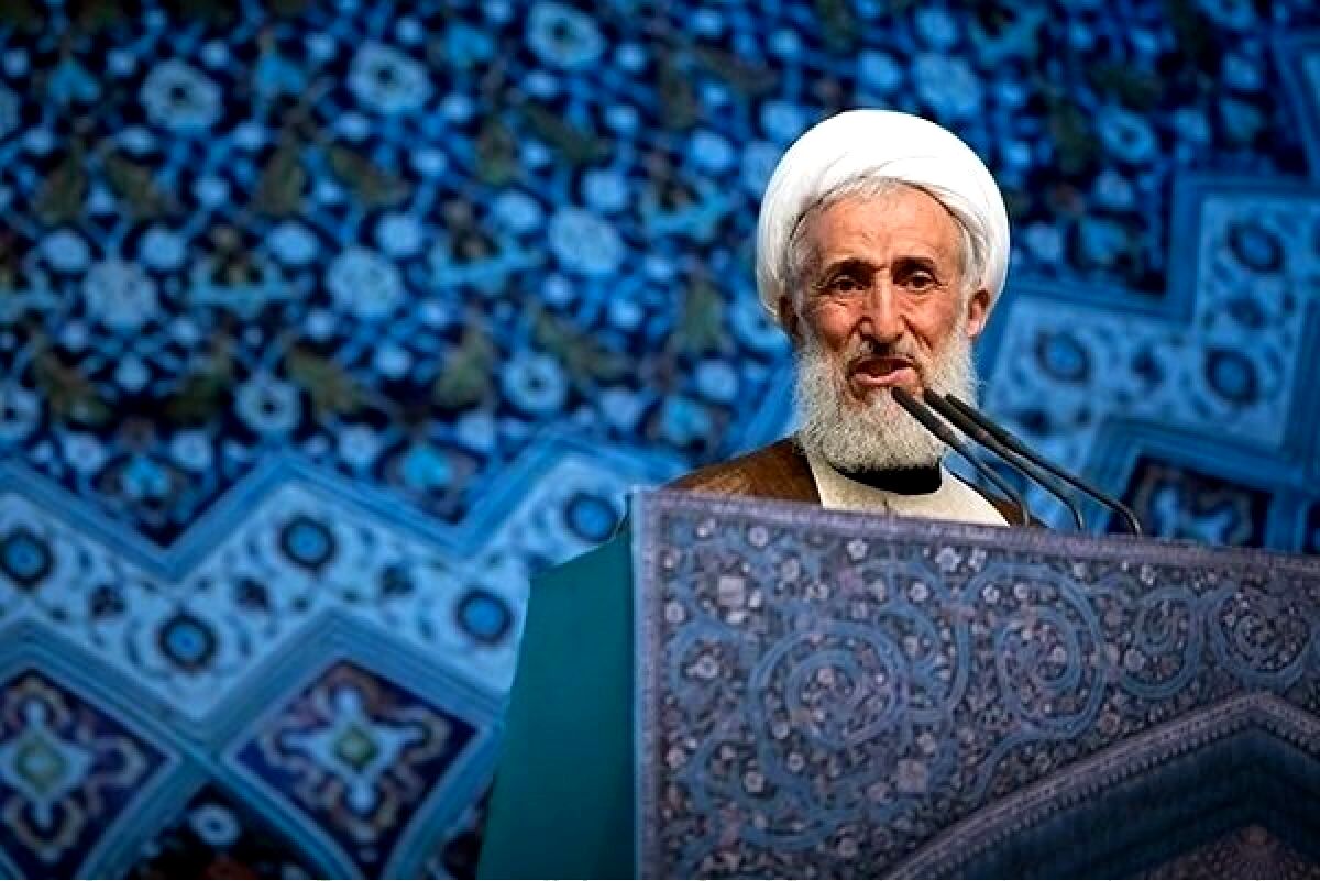 رئیس‌جمهوری که بر مبنای ولایت خدمت کند، سرافراز است