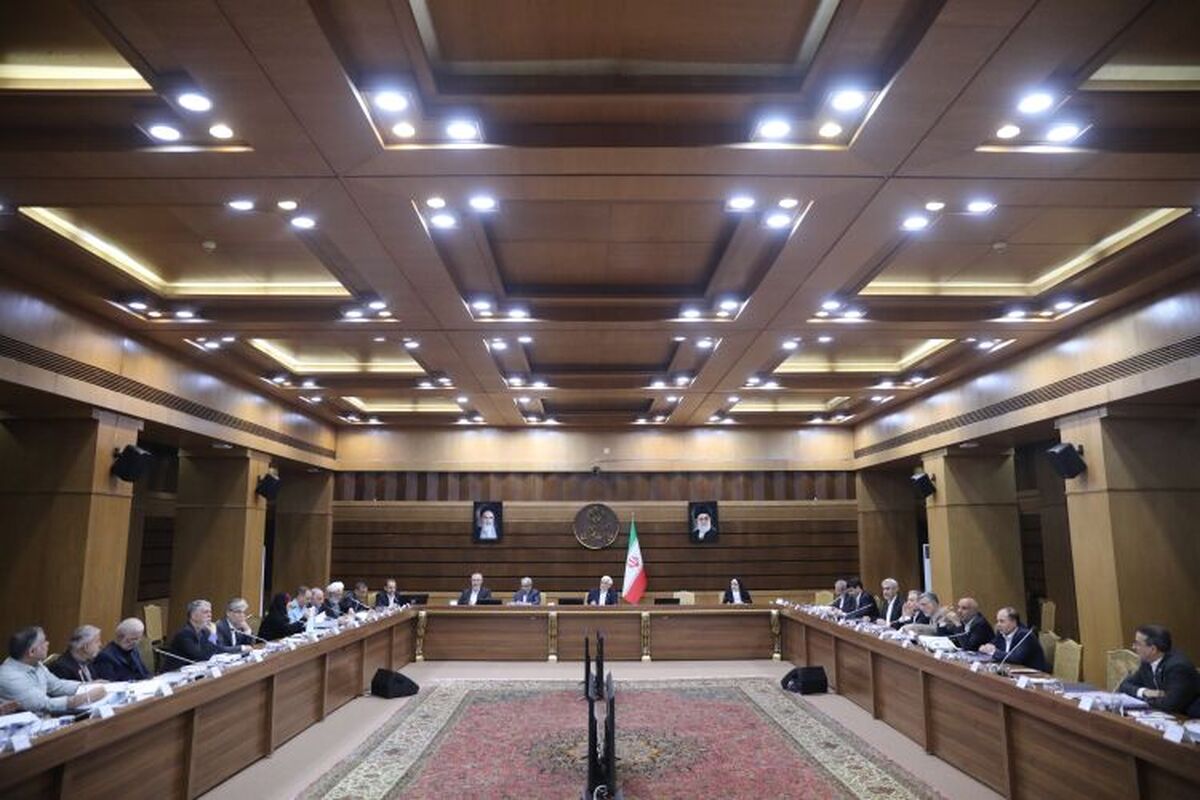 جلسه فوق‌العاده دولت به ریاست عارف برگزار شد