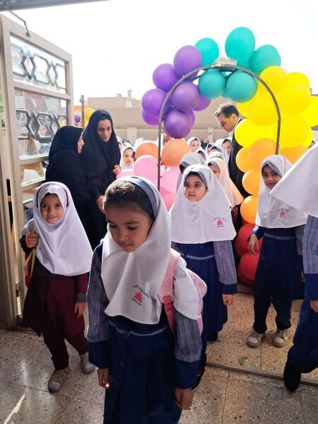 آیین سال تحصیلی جدید در مدرسه شاهد پوررضایی یزد