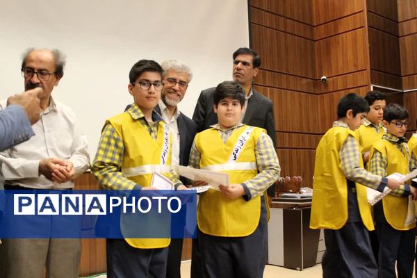 نوجوانان بروجردی درخشان در چهاردهمین جشنواره نوجوان سالم