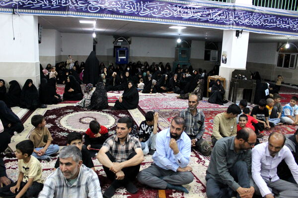 برگزاری مراسم گرامیداشت سالگرد ارتحال امام خمینی (ره) در شهر درق