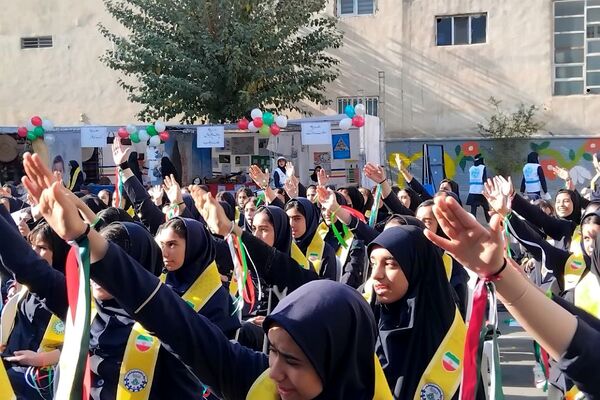 جشن انتخابات شهردار مدرسه شهید خبره فرشچی ناحیه یک شهرری