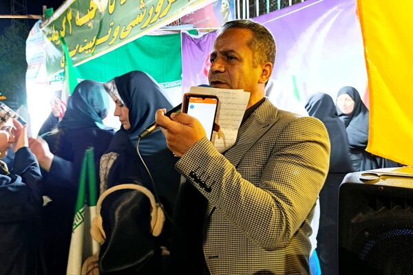 یادبود شهدای دانش‌آموز در کرمانشاه