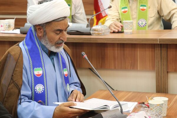 نشست صمیمانه قائم ‌مقام سازمان دانش‌آموزی کشور با روسای ادارات و مدرسین خراسان رضوی