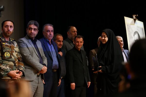 نخستین کنگره بزرگداشت ۲۷۰ دانش‌آموز شهید دبیرستان ماندگار امام صادق (ع) 