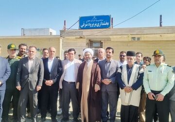 طرح مخابراتی و بخشداری چمن‌سلطان و گندمینه الیگودرز به بهره‌برداری رسید