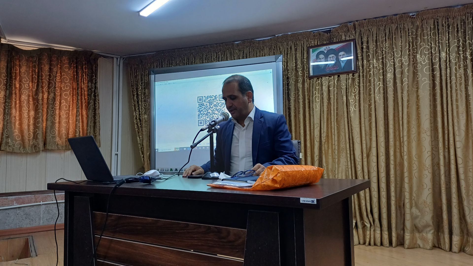 آشنایی فرهنگیان با هوش مصنوعی، ضرورتی برای همگامی با تحولات روز دنیاست