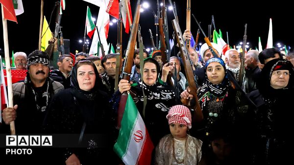 ایران؛ خانه‌ای که مردم برای حفظ آن قدم برمی‌دارند