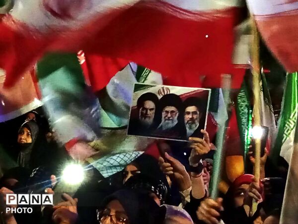 جمعی که هر شب تازه تر می شود 