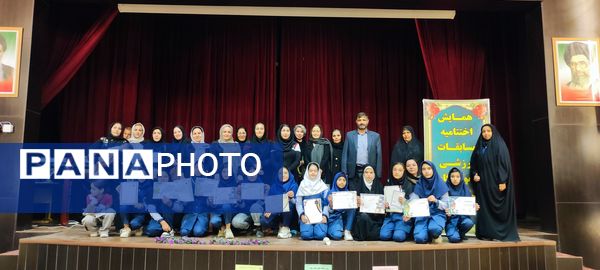 اختتامیه مسابقات ورزشی آموزشگاه هیhت امنایی ضحی ۲ در سالن غدیر شیروان