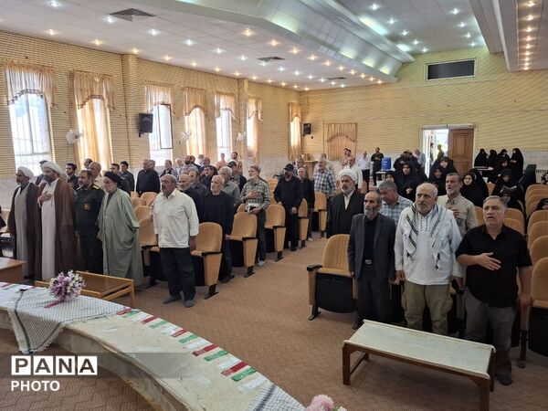 همایش تجلیل از پیشکسوتان دفاع مقدس شهرستان کهک