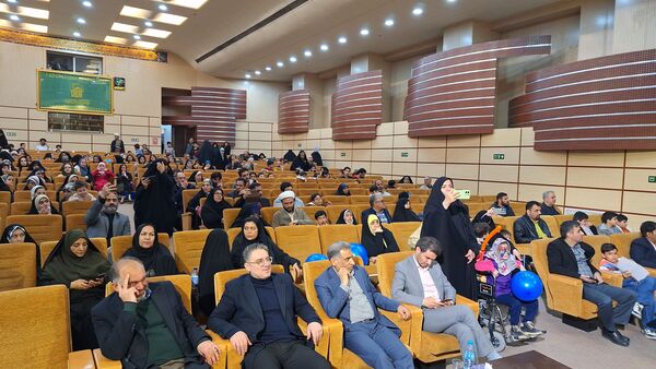 آیین تجلیل از منتخبین مسابقات قرآنی ناحیه ۶ مشهد