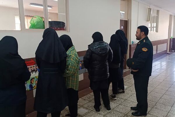 برگزاری جلسه توجیهی آسیب‌های اجتماعی در دبیرستان فتح المبین ناحیه دو شهرری 