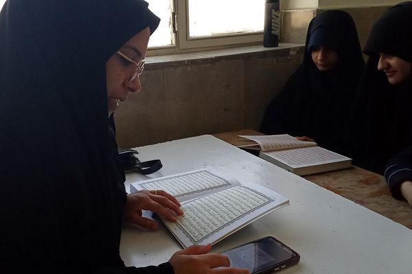 مسابقات قرآن، عترت و نماز دانش‌آموزان دختر منطقه کهریزک 