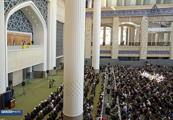 نماز جمعه تهران به امامت مقام معظم رهبری