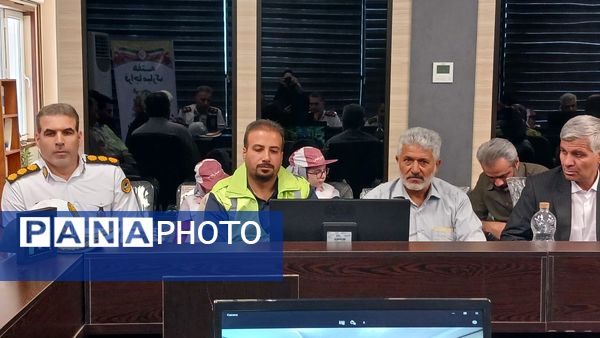 تجلیل از کشاورزان نمونه و دهیارها در پلیس راه استان البرز 