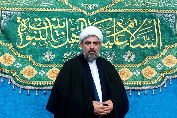 اعتکاف دانش‌آموزی می‌تواند نسل نوجوان را با فرهنگ عاشورا پیوند بزند