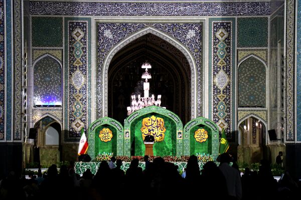 عید امامت در حرم امام رضا(ع)