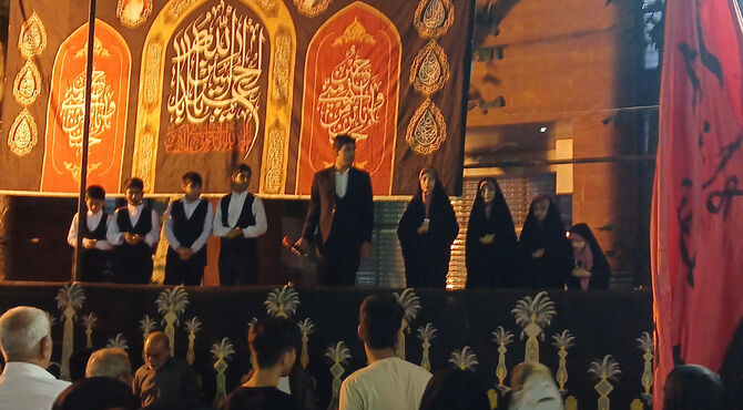 وحدت ملی زیر پرچم امام حسین (ع)