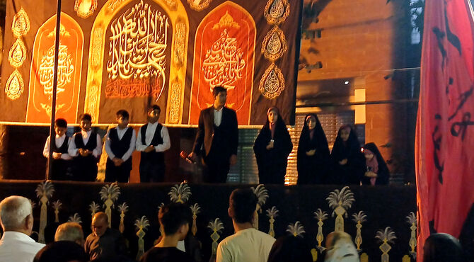 وحدت ملی زیر پرچم امام حسین (ع)