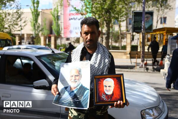 مراسم تشییع پیکر معلم و شاعر نامدار «باریشماز»
