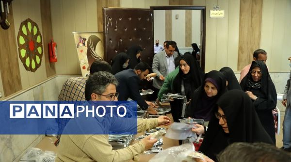 مراسم تجلیل و نکوداشت معاونان و مربیان پرورشی در کاشان