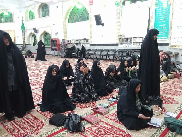 مراسم اعمال شب نیمه شعبان در مسجد جامع شهر کندر