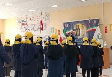 اجرای پیرامید در پیش اردوی ملی پیشتازان دختر خراسان شمالی