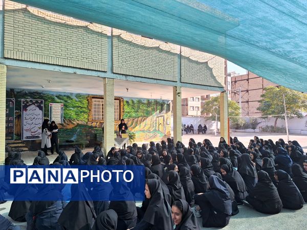 مراسم ولادت حضرت زینب(س) در دبیرستان فیاض 