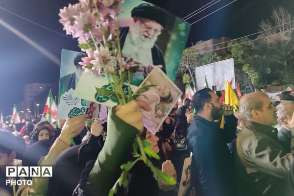 اجتماع با شکوه شهرستان ملارد در چهلم شهدای میناب