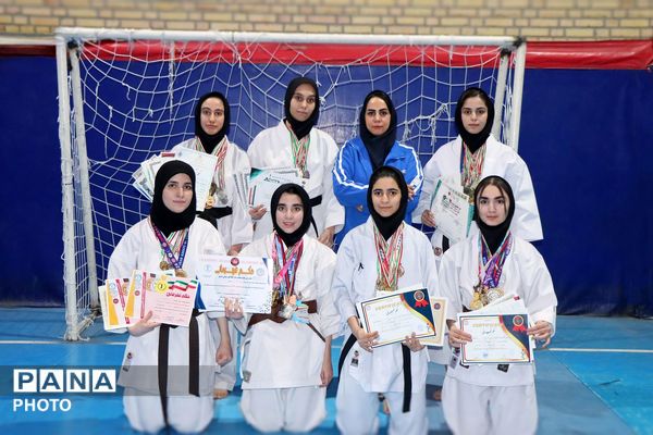 افتخار آفرینی تیم بانوان کاراته کار شهرستان ری