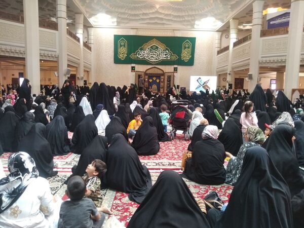 شادپیمایی و تجمع بزرگ دختران فاطمی در سومین حرم اهل بیت(ع)