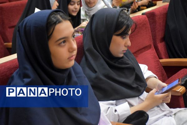 برگزاری جلسه سوم طرح «خبرنگار شو» در اداره آموزش و پرورش ناحیه‌ یک‌ مشهد مقدس