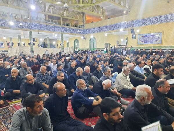 مراسم عزاداری شهادت رئیس‌جمهور در مسجد پنج تن آل عبا (ع) سمنان