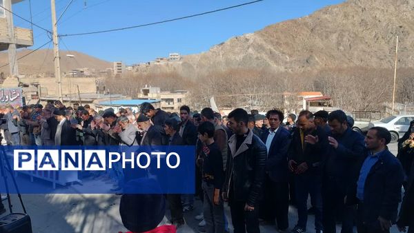 تشییع مادر شهید روستای یاسه چای با حضور گسترده مردم