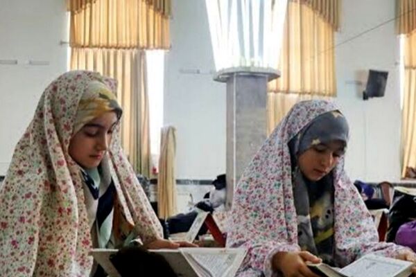 نوجوانان در اعتکاف مسجد امام حسین تهران