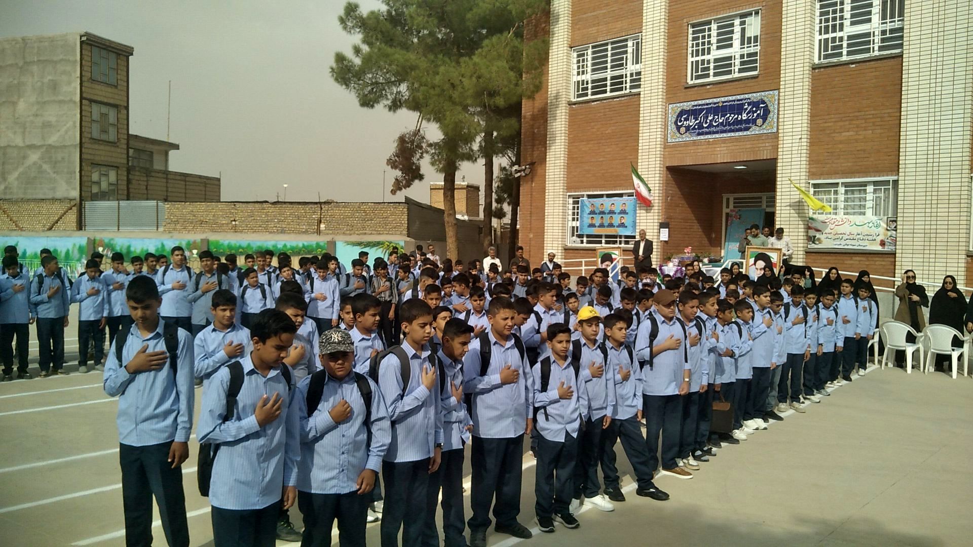 مراسم زنگ مهر در دبیرستان نمونه مرحوم طاووسی خلیل آباد