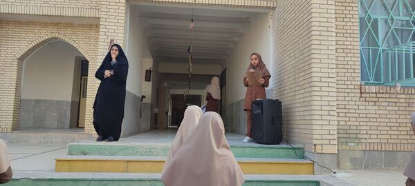 بزرگداشت روز حافظ در مدرسه فروغ رضوان