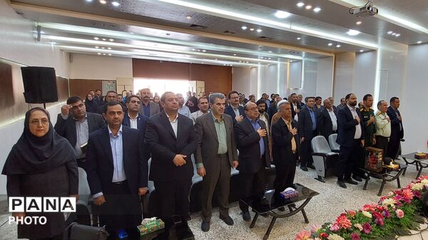 پرچم خدمت در بیمارستان شهدا لردگان به دست ریاست تازه سپرده شد