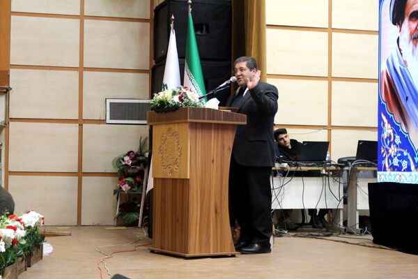 همایش «بسیج، مدرسه عشق» در باقرشهر 