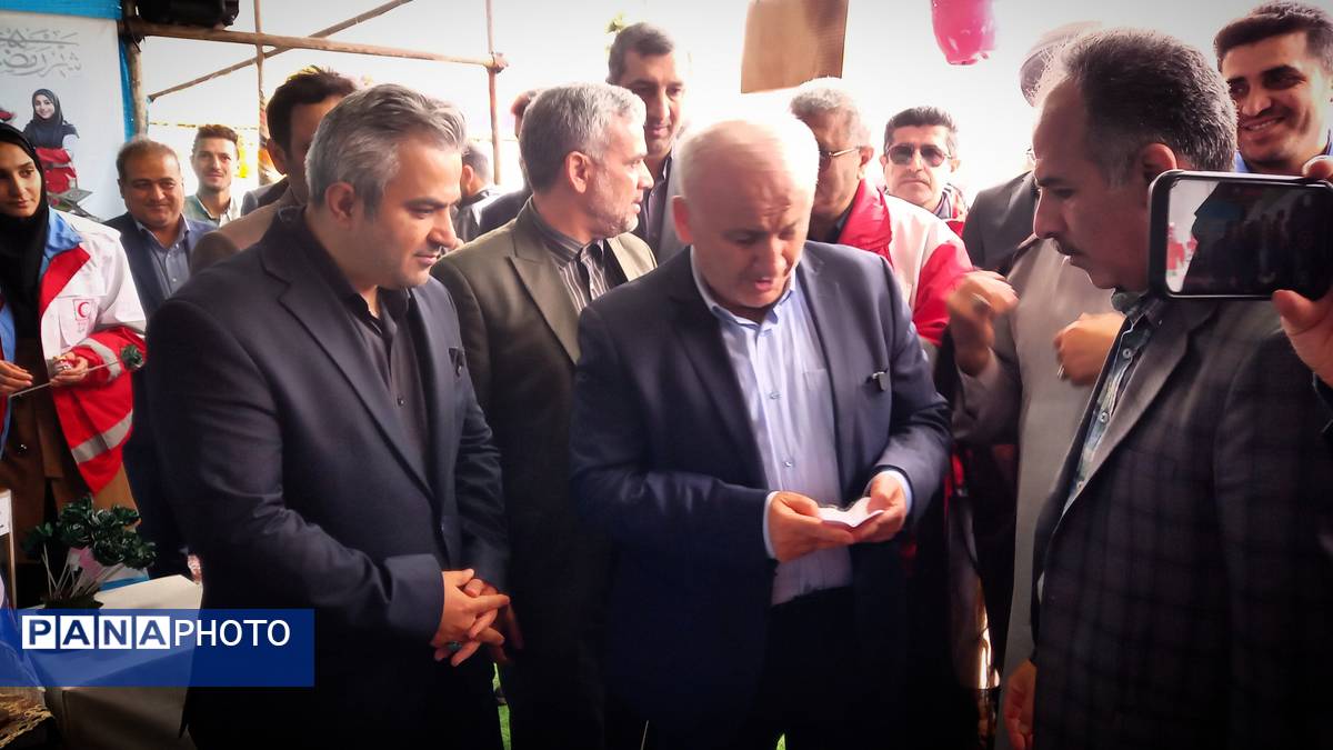 بازدید استاندار مازندران از غرفه نوروزی قائمشهر