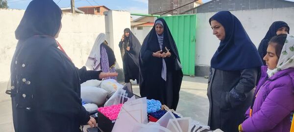 نمایشگاه هنرهای دستی دانش آموزان در بابلسر 