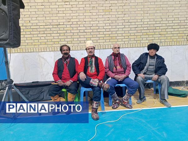 برگزاری جشن بزرگ انقلاب و نیمه شعبان در سالن خلیج فارس آشخانه 