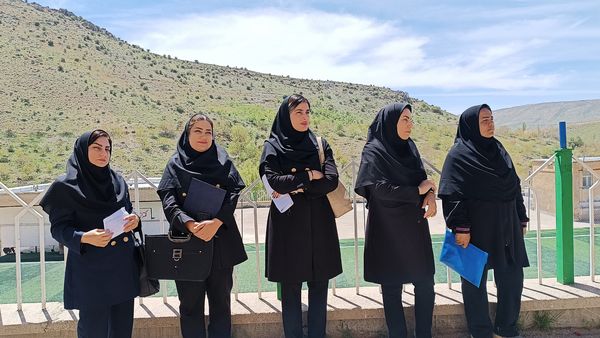 نواخته شدن زنگ سلامت در دبیرستان الزهرا شهرستان مارگون