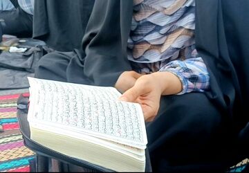 روایت دلدادگی؛ برگزاری مراسم دعای عرفه با حضور پرشور مردم
