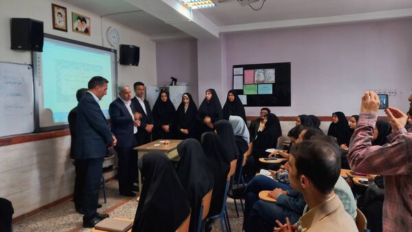 دوره توانمندسازی ویژه دبیران دوره اول و دوم متوسطه و هنرآموزان شهرستانهای استان تهران 